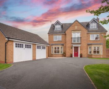 Preview image for 2 Booth Drive, Ashbourne, DE6 1SZ