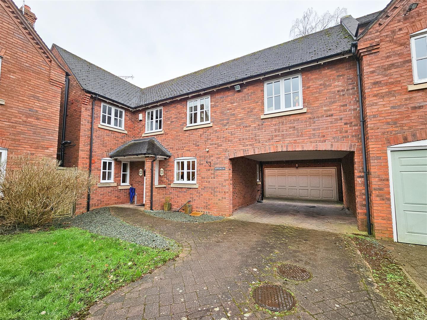 Dovefields, Little Bridge, Tutbury, BurtonOnTrent, DE13 9LW