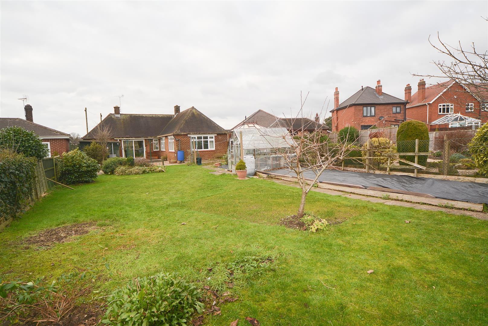 42 Craythorne Road, Stretton, BurtonOnTrent, DE13 0BA Scargill Mann