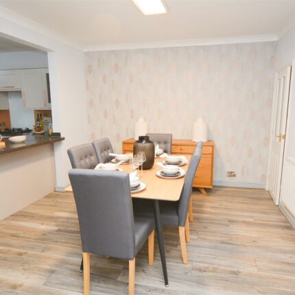 79 Church Road, Stretton, Burton Upon Trent, Derbyshire, DE13 0HE Gallery image 5