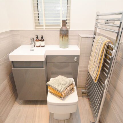 79 Church Road, Stretton, Burton Upon Trent, Derbyshire, DE13 0HE Gallery image 8