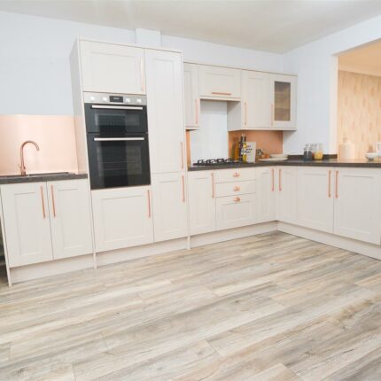 79 Church Road, Stretton, Burton Upon Trent, Derbyshire, DE13 0HE Gallery image 6