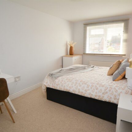 79 Church Road, Stretton, Burton Upon Trent, Derbyshire, DE13 0HE Gallery image 13