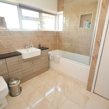 141 Ashby Road, Burton Upon Trent, Staffordshire, DE15 0LQ Gallery image 22