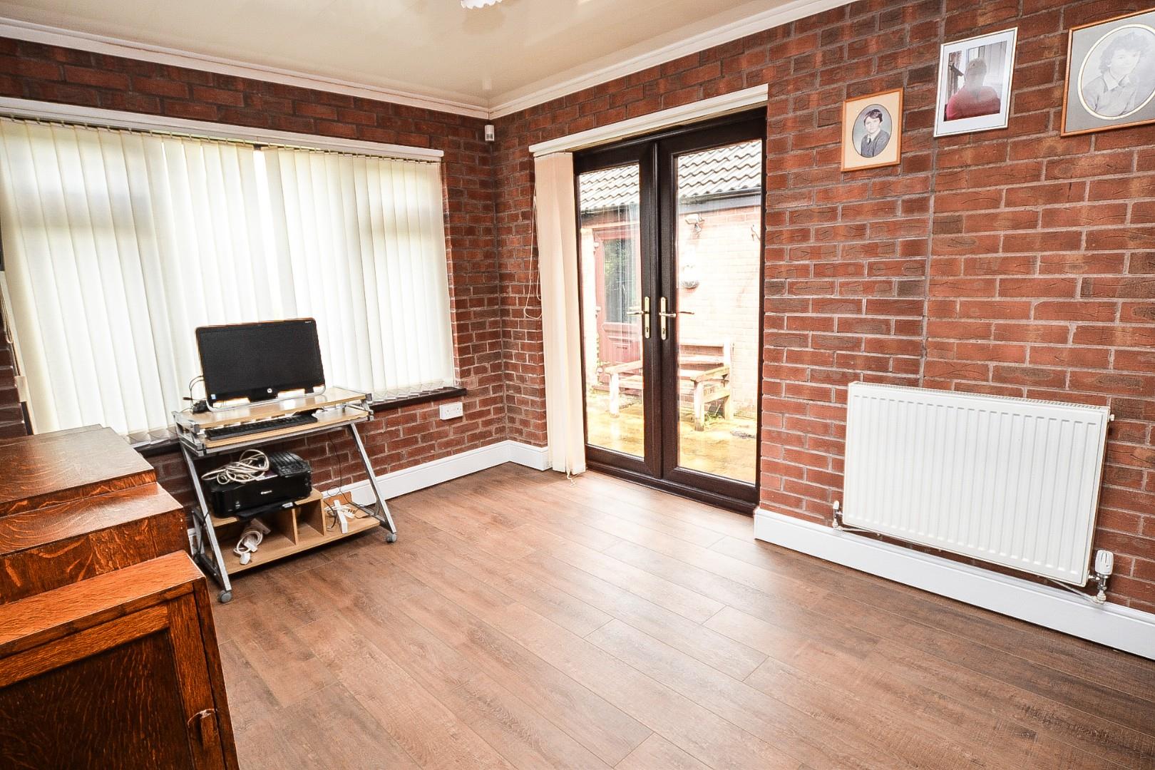 11 Sandpiper Drive, Uttoxeter, Staffordshire, ST14 8TA Scargill Mann