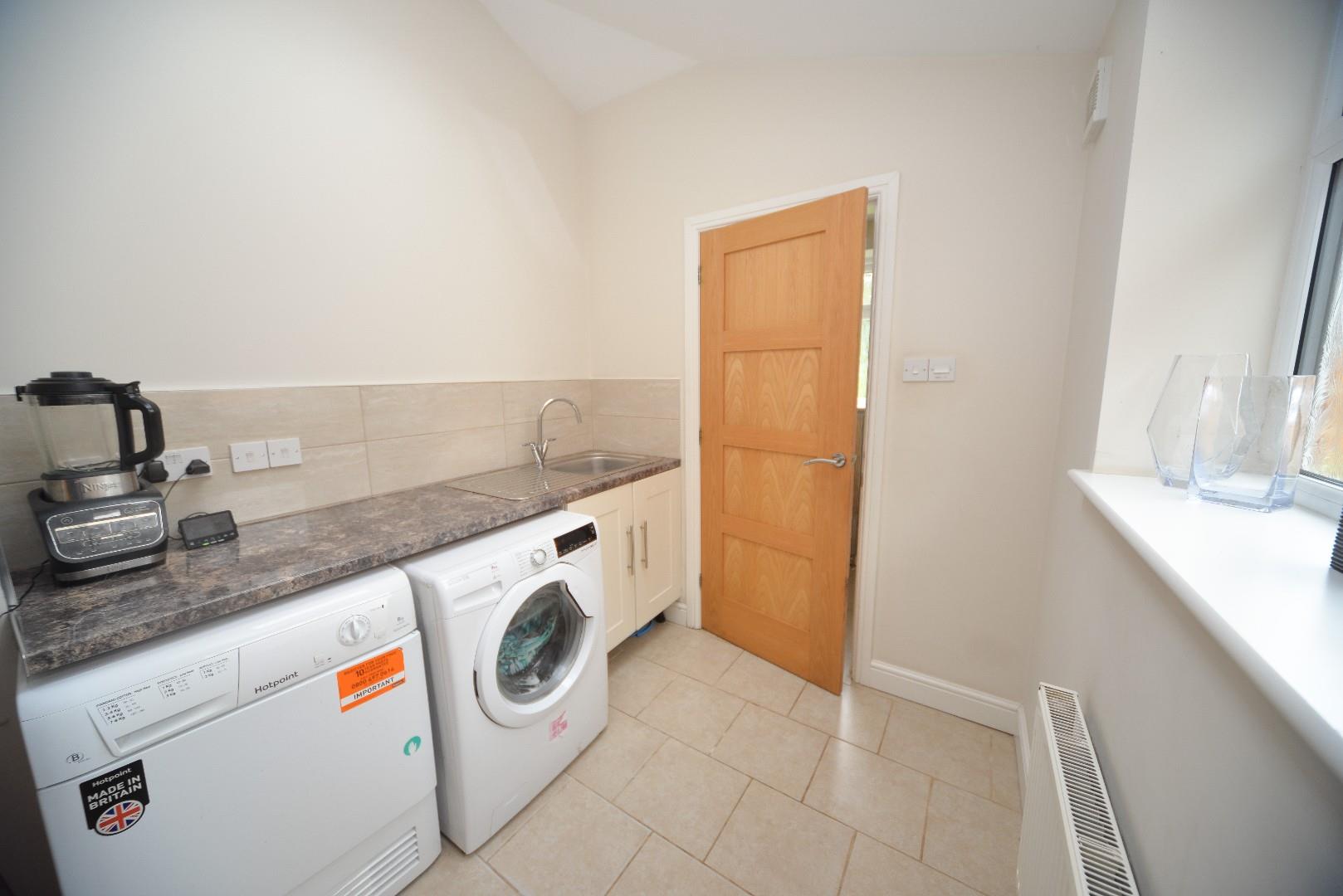 25 The Lawns, Rolleston On Dove, Burton Upon Trent, DE13 9DA Scargill