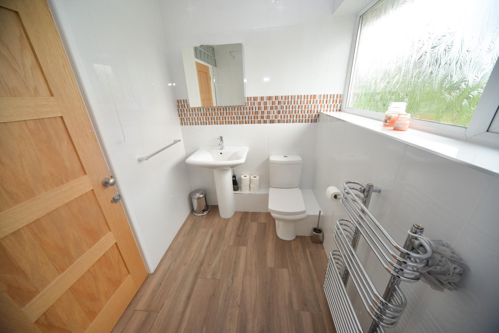 25 The Lawns, Rolleston On Dove, Burton Upon Trent, DE13 9DA Scargill