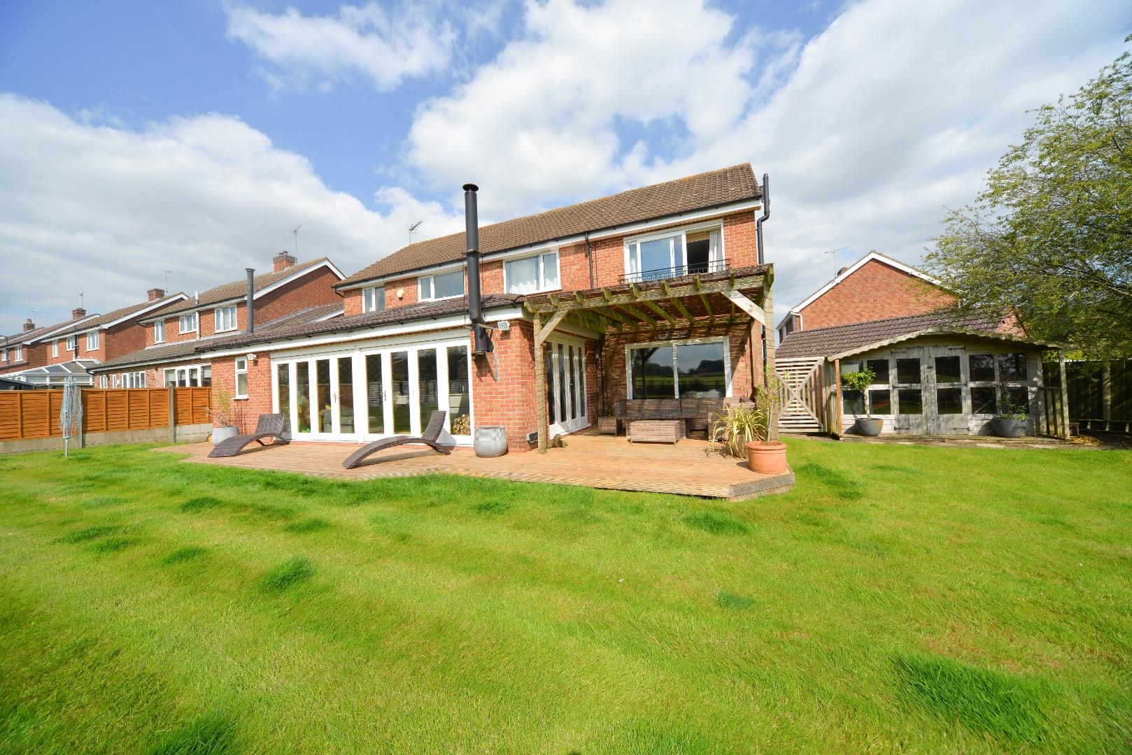 25 The Lawns, Rolleston On Dove, Burton Upon Trent, DE13 9DA Scargill