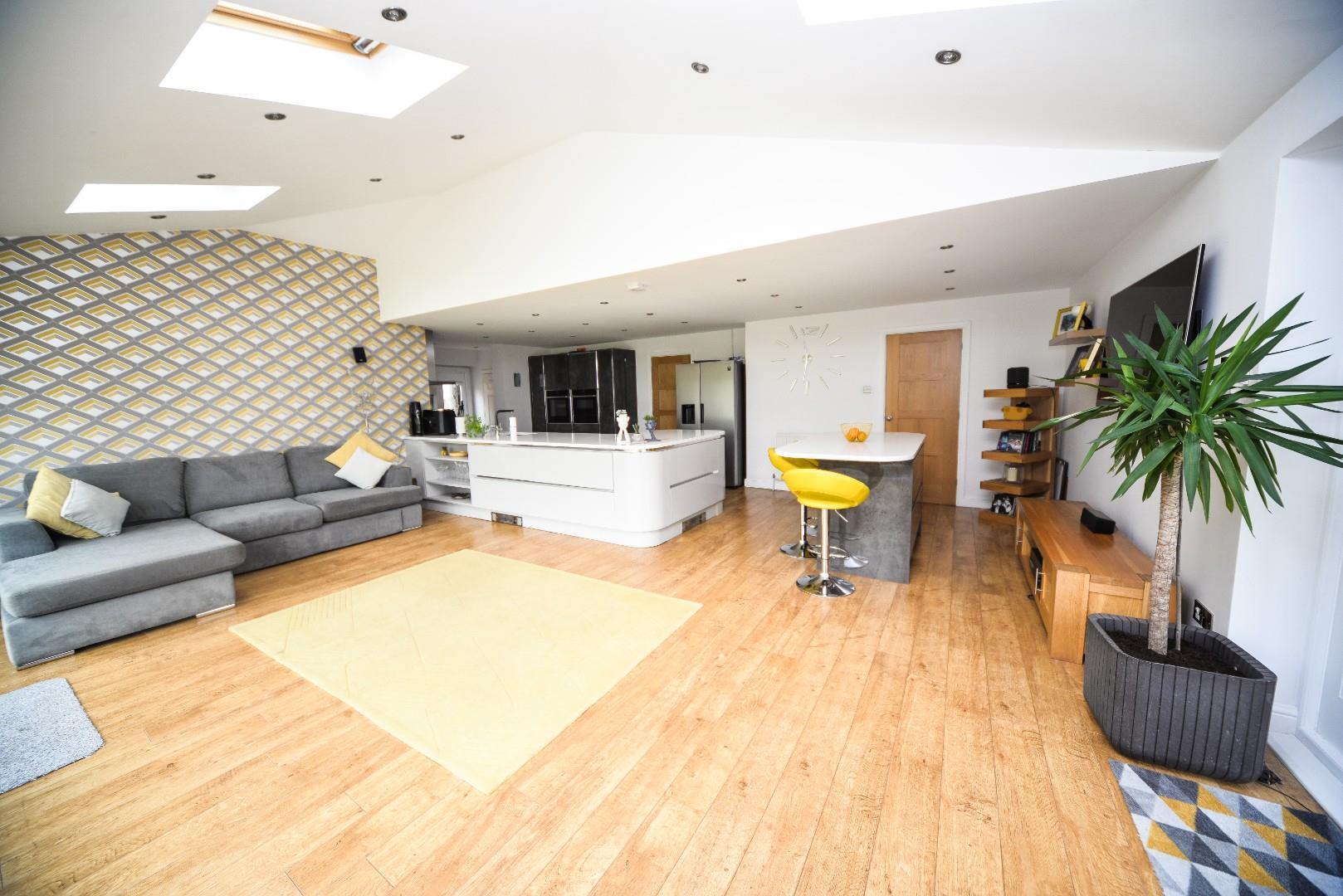 25 The Lawns, Rolleston On Dove, Burton Upon Trent, DE13 9DA Scargill