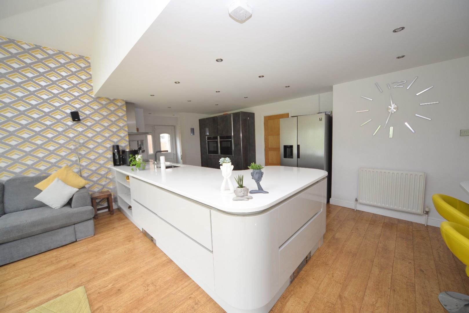 25 The Lawns, Rolleston On Dove, Burton Upon Trent, DE13 9DA Scargill