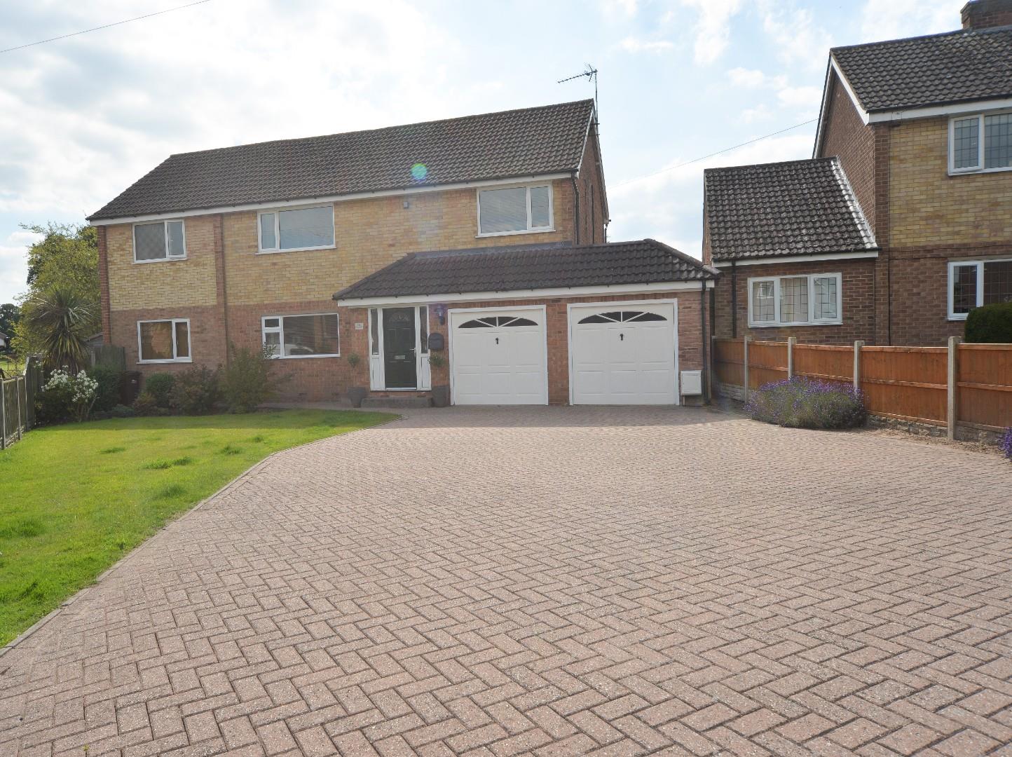 25 The Lawns, Rolleston On Dove, Burton Upon Trent, DE13 9DA Scargill