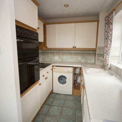 6 Westminster Drive, Stretton, Burton-On-Trent, DE13 0FG Gallery image 4