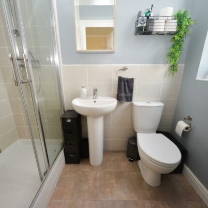 7 Bluebell Way, Tutbury, Burton-On-Trent, DE13 9LJ Gallery image 14