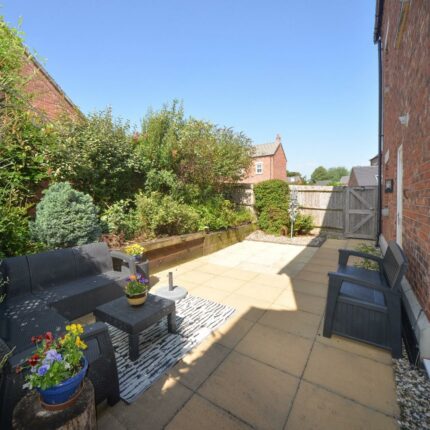 7 Bluebell Way, Tutbury, Burton-On-Trent, DE13 9LJ Gallery image 20