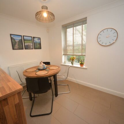 7 Bluebell Way, Tutbury, Burton-On-Trent, DE13 9LJ Gallery image 9