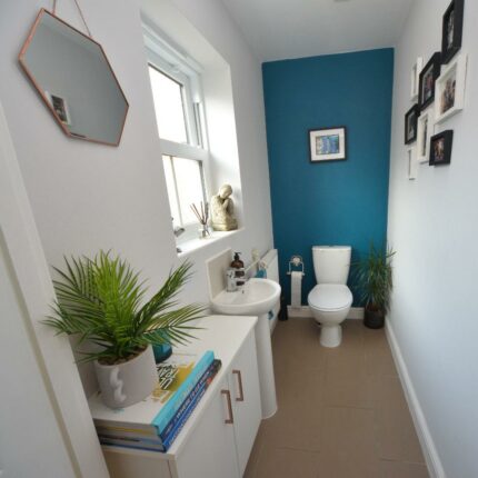 7 Bluebell Way, Tutbury, Burton-On-Trent, DE13 9LJ Gallery image 5