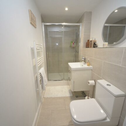 6 Castle Apartments, Station Road, Hatton, DE65 5DW Gallery image 4