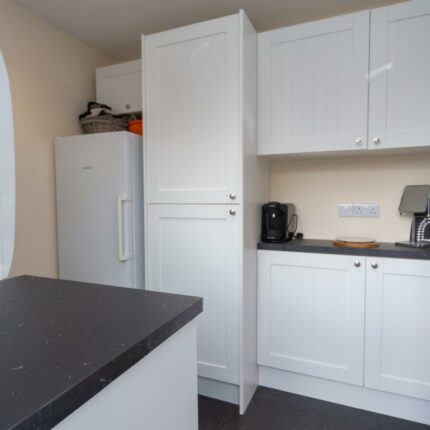 2 The Fletches, Stretton, Burton-On-Trent, DE13 0XX Gallery image 8