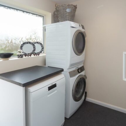 2 The Fletches, Stretton, Burton-On-Trent, DE13 0XX Gallery image 7