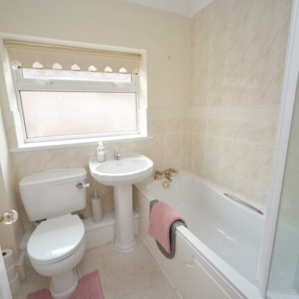 4 Hillcrest, Tutbury, Burton upon Trent, DE13 9JD Gallery image 10