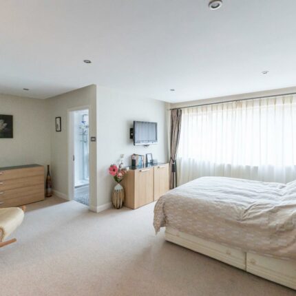 4 Manor Fields Drive, Ilkeston, Derbyshire, DE7 5FA Gallery image 20