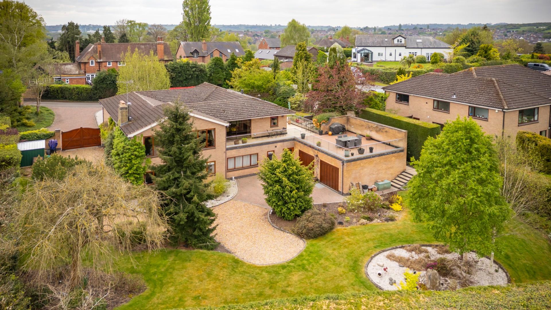 4 Manor Fields Drive, Ilkeston, Derbyshire, DE7 5FA Banner