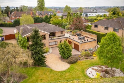 Preview image for 4 Manor Fields Drive, Ilkeston, Derbyshire, DE7 5FA