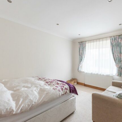 4 Manor Fields Drive, Ilkeston, Derbyshire, DE7 5FA Gallery image 16