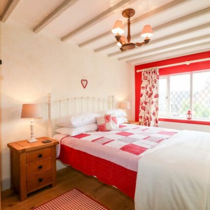 The White Cottage, 70, Ashby Road East, Bretby, Burton-On-Trent, DE15 0PT Gallery image 12