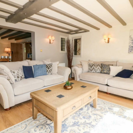 The White Cottage, 70, Ashby Road East, Bretby, Burton-On-Trent, DE15 0PT Gallery image 3