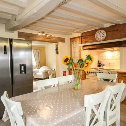 The White Cottage, 70, Ashby Road East, Bretby, Burton-On-Trent, DE15 0PT Gallery image 5