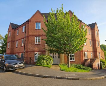 Preview image for 218 Highfields Park Drive, Derby, DE22 1JY