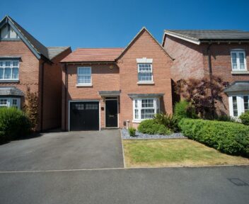 Preview image for 11 Poplar Gardens, Burton-On-Trent, DE13 0UE