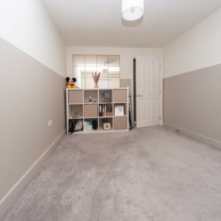 11 Poplar Gardens, Burton-On-Trent, DE13 0UE Gallery image 16