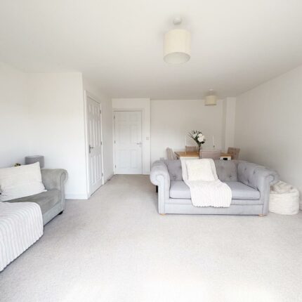 14 Tutbury Hollow, Ashbourne, DE6 1TD Gallery image 2