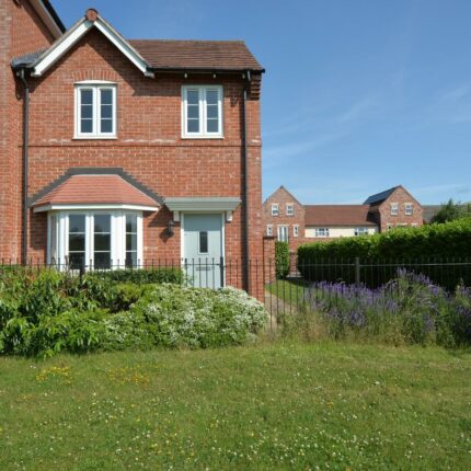 14 Queensbury Park Drive, Shelton Lock, Derby, DE24 9SG Gallery image 1