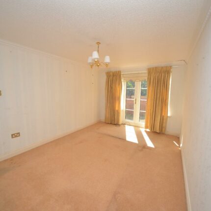 40 Greenvale Close, Burton upon Trent, DE15 9HJ Gallery image 7