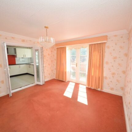 40 Greenvale Close, Burton upon Trent, DE15 9HJ Gallery image 8