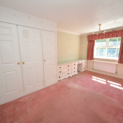 40 Greenvale Close, Burton upon Trent, DE15 9HJ Gallery image 13