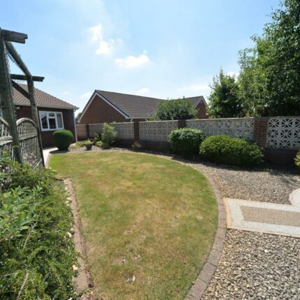 24 Elwyn Close, Stretton, Burton-On-Trent, DE13 0BG Gallery image 17