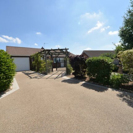 24 Elwyn Close, Stretton, Burton-On-Trent, DE13 0BG Gallery image 16