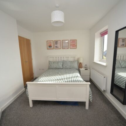 22 Coltman Close, Burton-On-Trent, DE15 9NJ Gallery image 8