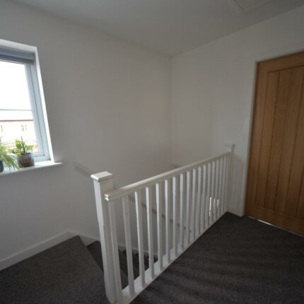 22 Coltman Close, Burton-On-Trent, DE15 9NJ Gallery image 7