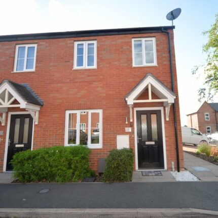 22 Coltman Close, Burton-On-Trent, DE15 9NJ Gallery image 1