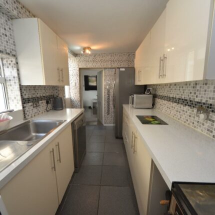 12 Victoria Street, Burton-On-Trent, DE14 2LP Gallery image 6