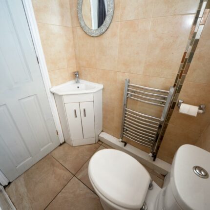 12 Victoria Street, Burton-On-Trent, DE14 2LP Gallery image 11