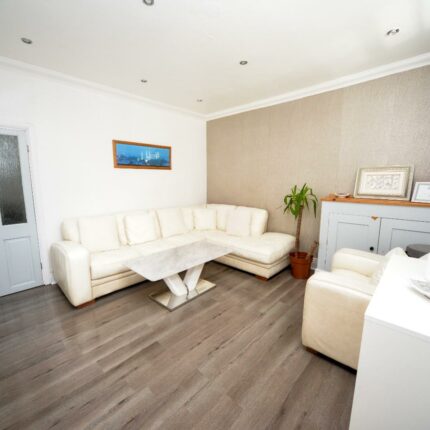 12 Victoria Street, Burton-On-Trent, DE14 2LP Gallery image 2