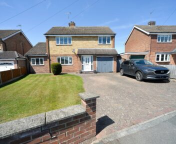 Preview image for 27 The Lawns, Rolleston-On-Dove, Burton-On-Trent, DE13 9DA