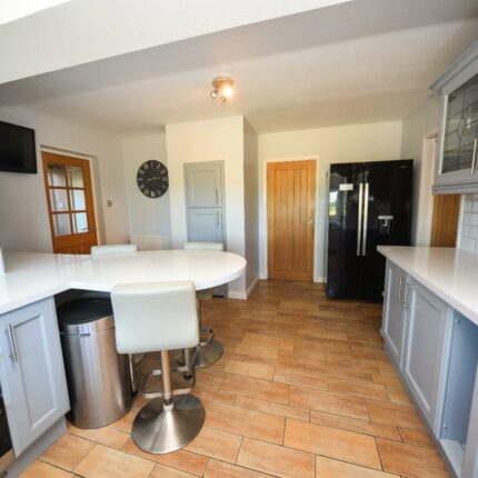 27 The Lawns, Rolleston-On-Dove, Burton-On-Trent, DE13 9DA Gallery image 9