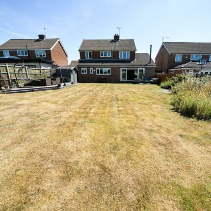 27 The Lawns, Rolleston-On-Dove, Burton-On-Trent, DE13 9DA Gallery image 29